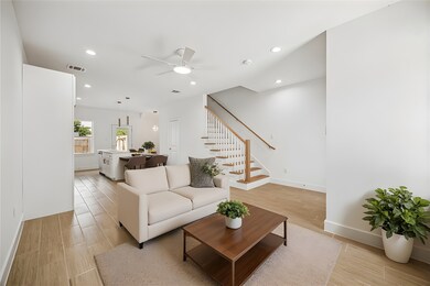 992 Marjorie St, Houston, TX 77088 - photo 2