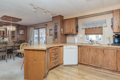 76 Donald Dr, Goffstown, NH 03045 - photo 7