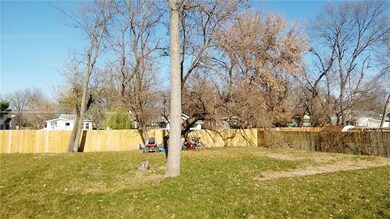 1927 Franklin Ave, Des Moines, IA 50314 - photo 4