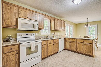 1466 Wilson Ln, Asheboro, NC 27205 - photo 7