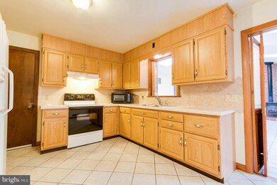 27 Walnut Dr, Ephrata, PA 17522 - photo 4