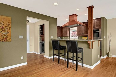 2641 12th Ave W, Seattle, WA 98119 - photo 4