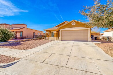 824 Desert Cactus Dr, Horizon City, TX 79928 - photo 3