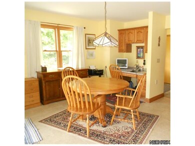 Eat-in kitchen!