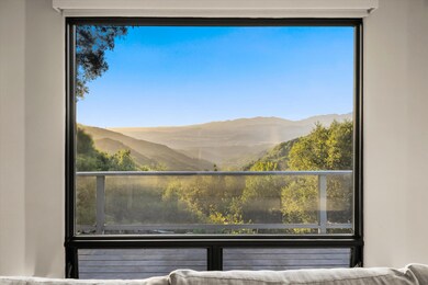 Living Room Views!