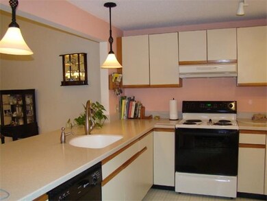 14 Chilmark Dr unit 14, East Falmouth, MA 02536 - photo 5