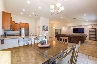 10-web-or-mls-2398_JamesCt_010
