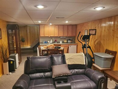 5610 Ohio St SW, Cedar Rapids, IA 52404 - photo 4