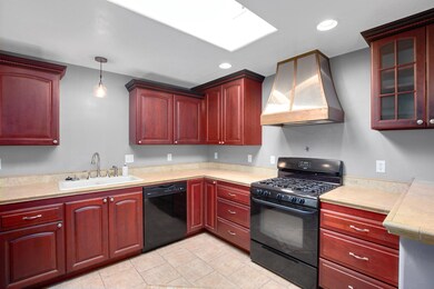 1006 NW Bellevue Place, Grants Pass, OR 97526 - photo 5