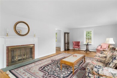 95 Red Barn Ln, East Greenwich, RI 02818 - photo 5