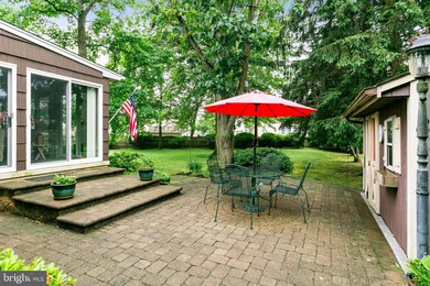 434 Parkview Dr, Mount Holly, NJ 08060 - photo 5