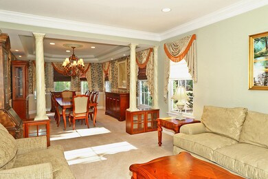014_Living & Dining Room