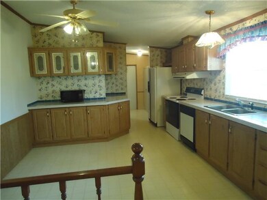 372 Elm St, Manchester, TN 37355 - photo 5