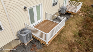 14 Nicole Ln, Hazleton, PA 18201 - photo 3