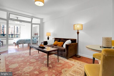 General Scott Apartments unit 207, Washington, DC 20036 - photo 2