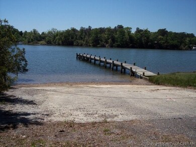 Community Pier & Ramp