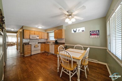 1430 Suffolk Ave, Westchester, IL 60154 - photo 3
