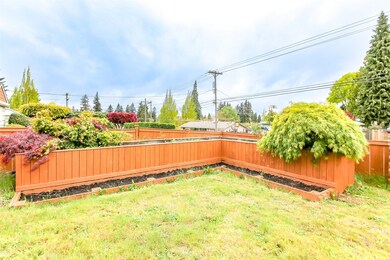 8408 33rd St W, University Place, WA 98466 - photo 6