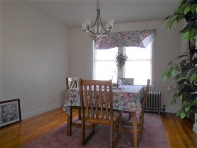 11 Carver St unit 2, Worcester, MA 01604 - photo 6