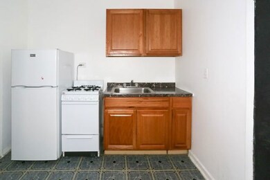 5710 N Winthrop Ave unit 105, Chicago, IL 60660 - photo 4