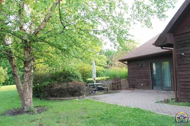 325 NW 86th St, Topeka, KS 66617 - photo 7