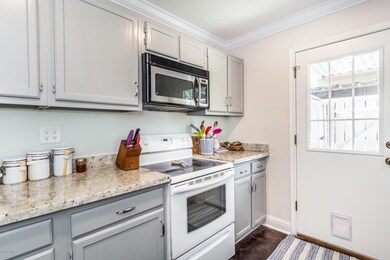 416 Doucet (20)