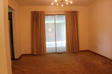 formal dining rm