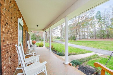 144 Oak View Ln, Asheboro, NC 27205 - photo 3