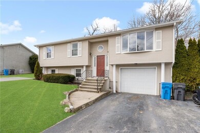 72 Elton Cir, Cranston, RI 02921 - photo 3