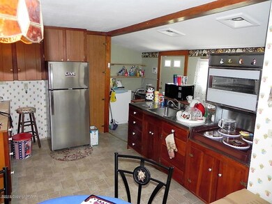 522 Kunkletown Rd, Kunkletown, PA 18058 - photo 4