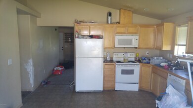 603 Millenium Ave, Moxee, WA 98936 - photo 4