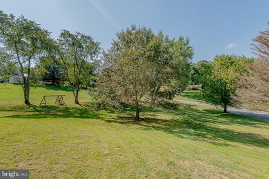 701 Covington Ct, Sykesville, MD 21784 - photo 3