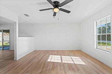 433 SE Seahouse Dr, Port Saint Lucie, FL 34983 - photo 5