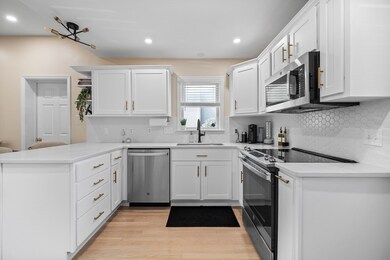 124 Washington St unit A, Woburn, MA 01801 - photo 4