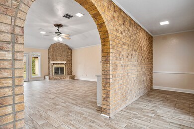 2326 Harwell Cir, Alvin, TX 77511 - photo 7