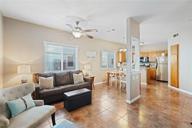 15010 Leeward Dr unit 602, Corpus Christi, TX 78418 - photo 2