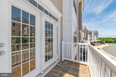 42195 Canary Grass Square, Aldie, VA 20105 - photo 6