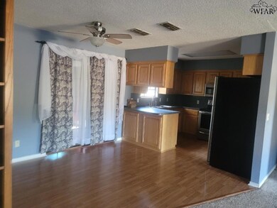 4001 Cynthia Ln, Wichita Falls, TX 76302 - photo 3