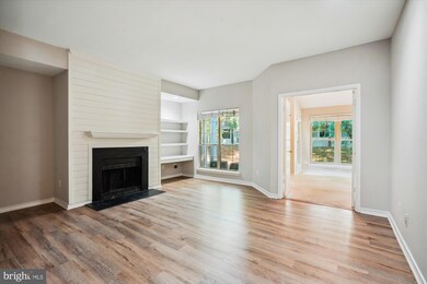 3900 Penderview Dr unit 1407, Fairfax, VA 22033 - photo 5