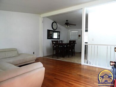 5133 SW 32nd St, Topeka, KS 66614 - photo 4