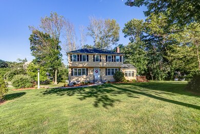 38 Waterview Dr, Medway, MA 02053 - photo 2