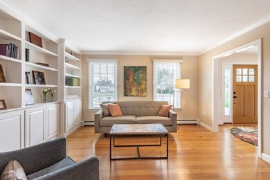 11 Lone Oak Cir, Holliston, MA 01746 - photo 5