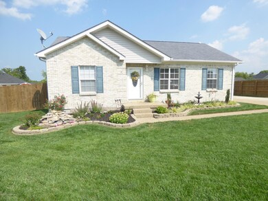 138 Farmview Dr, Mount Washington, KY 40047 - photo 2