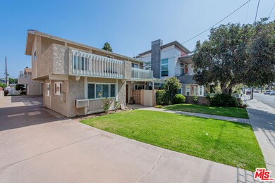 2413 Carnegie Ln unit 3, Redondo Beach, CA 90278 - photo 2