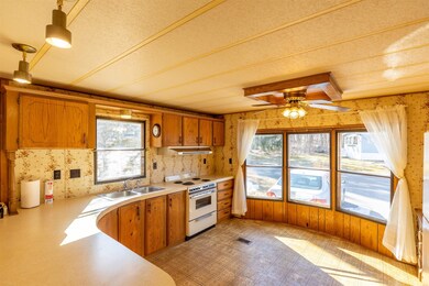 11 Lamprey River Park, Newmarket, NH 03857 - photo 2