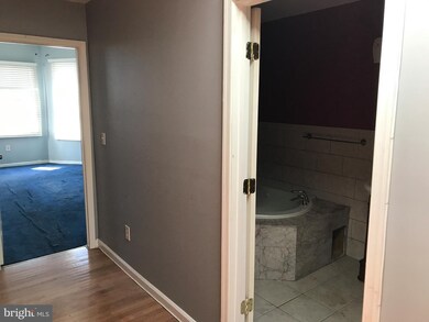 520 Poplar Grove St, Baltimore, MD 21223 - photo 5