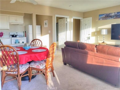 2617 Calle Del Comercio unit 6, San Clemente, CA 92672 - photo 3