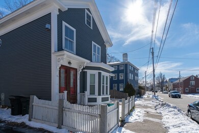 47 Bromfield St unit B, Newburyport, MA 01950 - photo 2