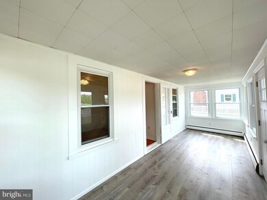 590 Hallowing Point Rd, Prince Frederick, MD 20678 - photo 3