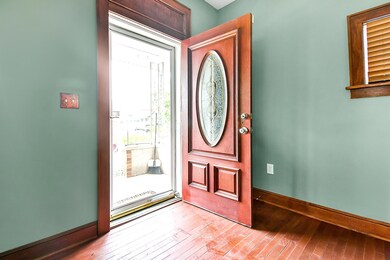 Entry way